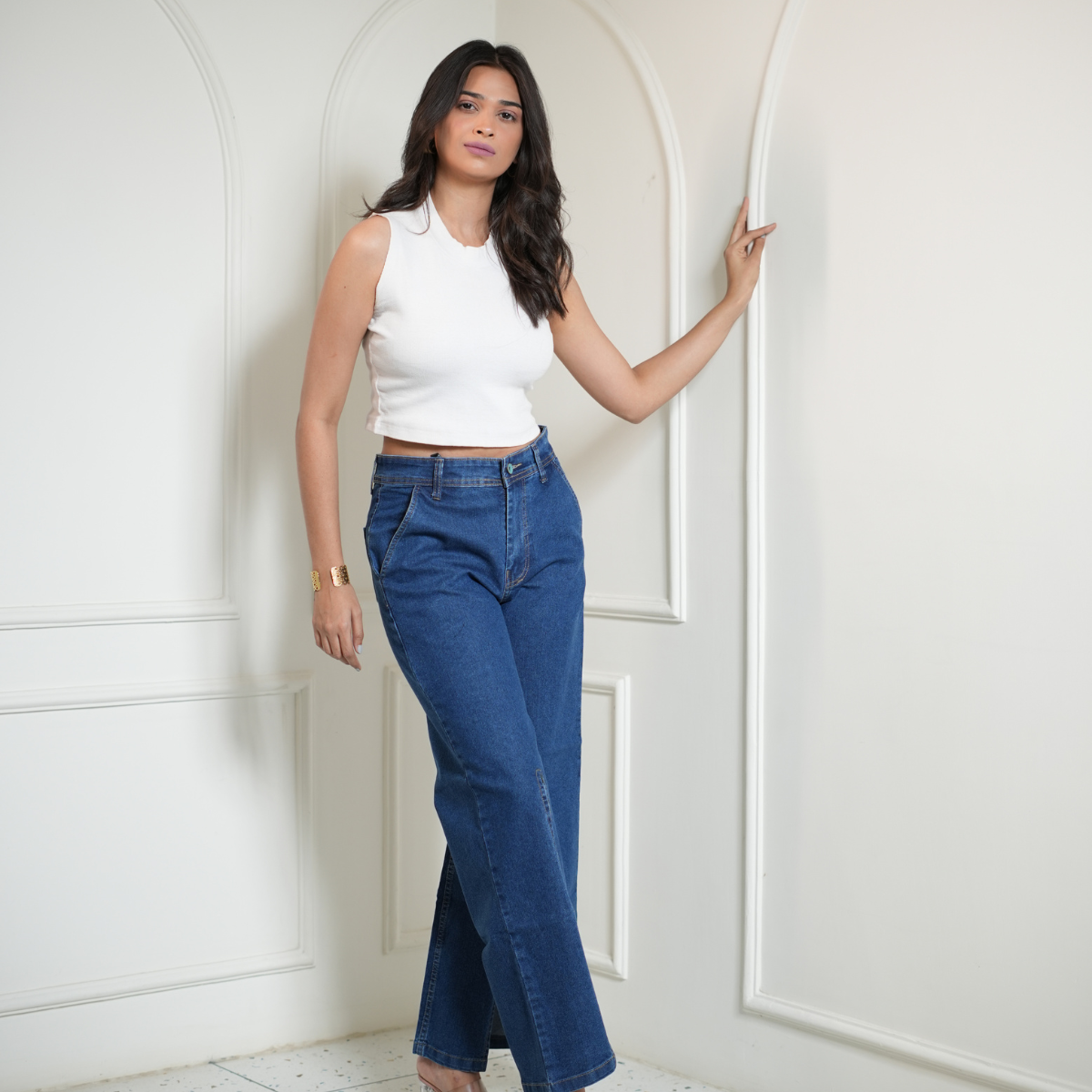 High-waist Barrel Leg Medium Wash Whiskered Jeans